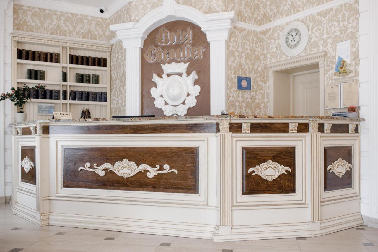 Chevalier Hotel & Spa บูโคเวล ภายนอก รูปภาพ