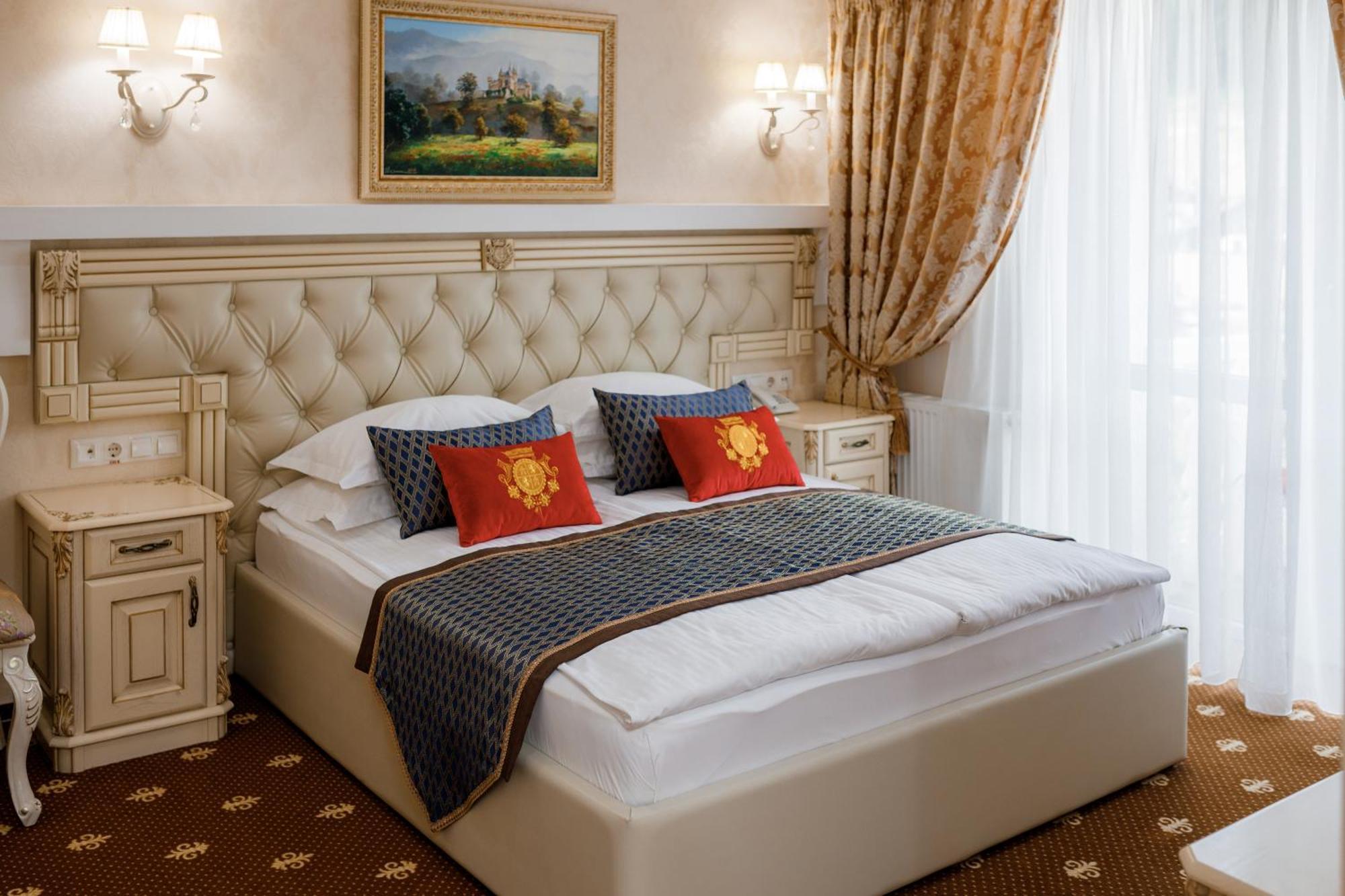Chevalier Hotel & Spa บูโคเวล ภายนอก รูปภาพ
