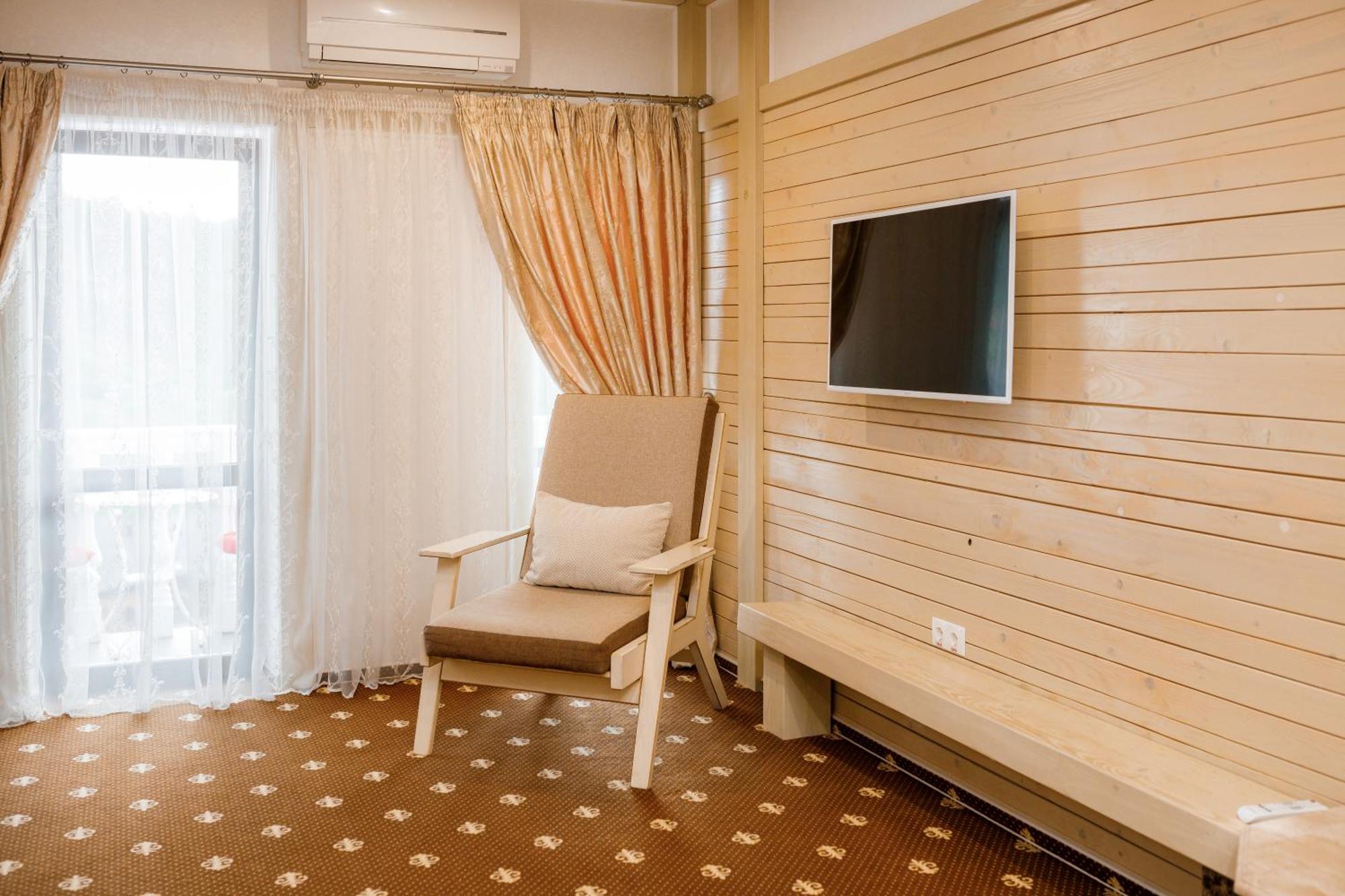 Chevalier Hotel & Spa บูโคเวล ภายนอก รูปภาพ