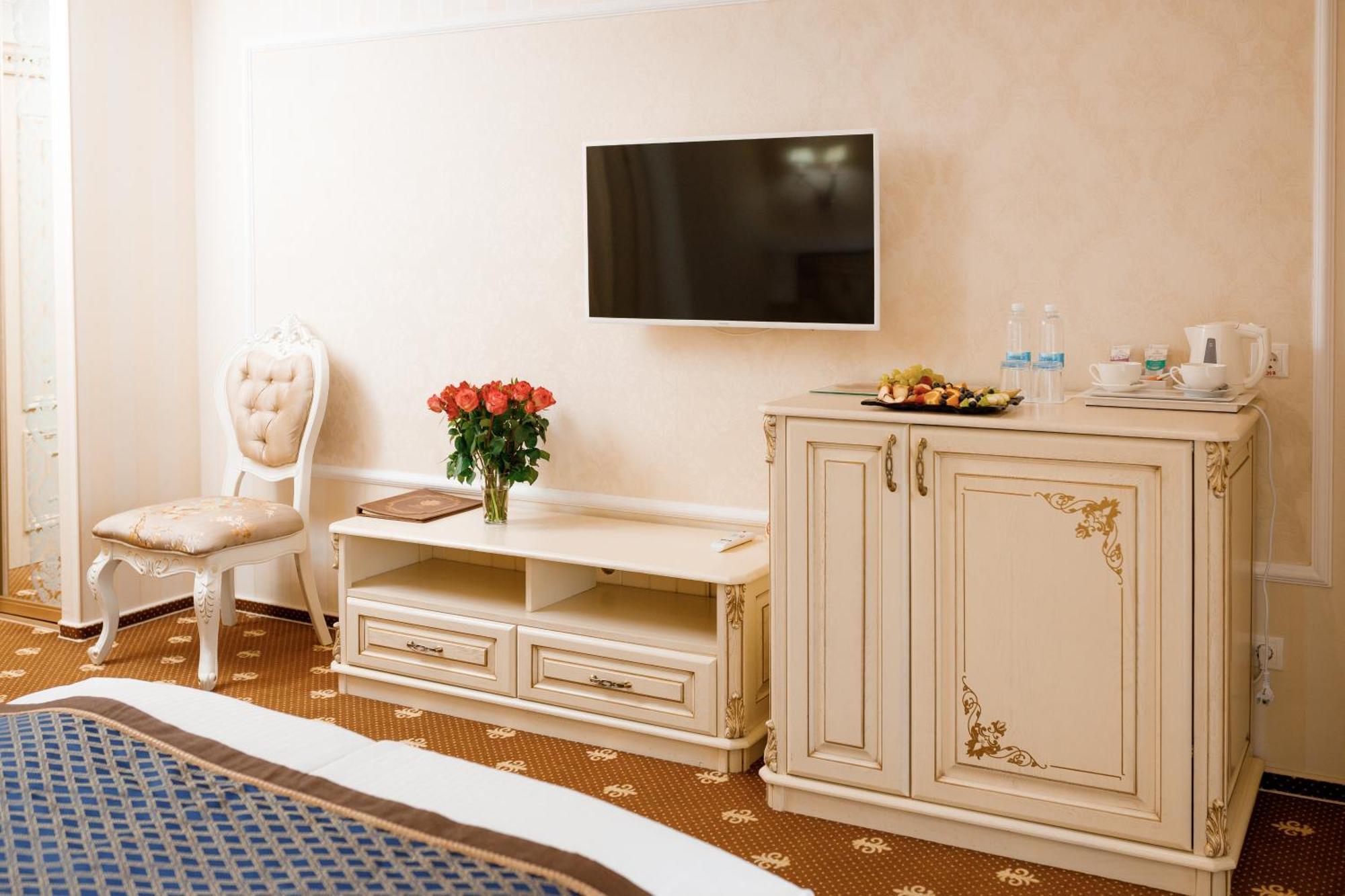 Chevalier Hotel & Spa บูโคเวล ภายนอก รูปภาพ